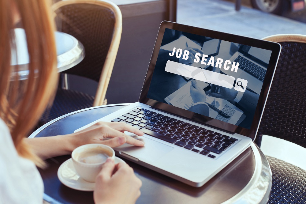 Ciekawe ogłoszenia o pracę – gdzie je znajdziemy?
